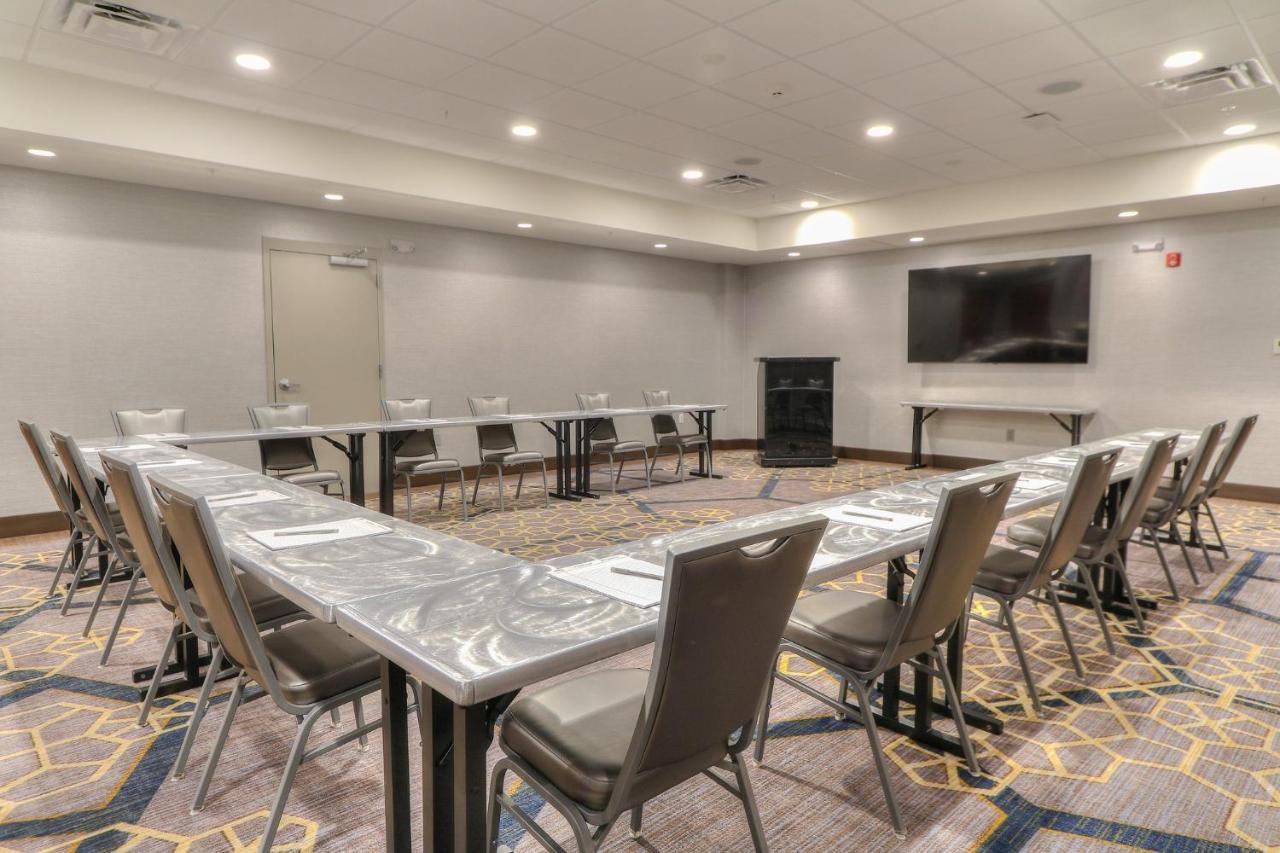 Holiday Inn & Suites Pigeon Forge Convention Center, An Ihg Hotel Extérieur photo