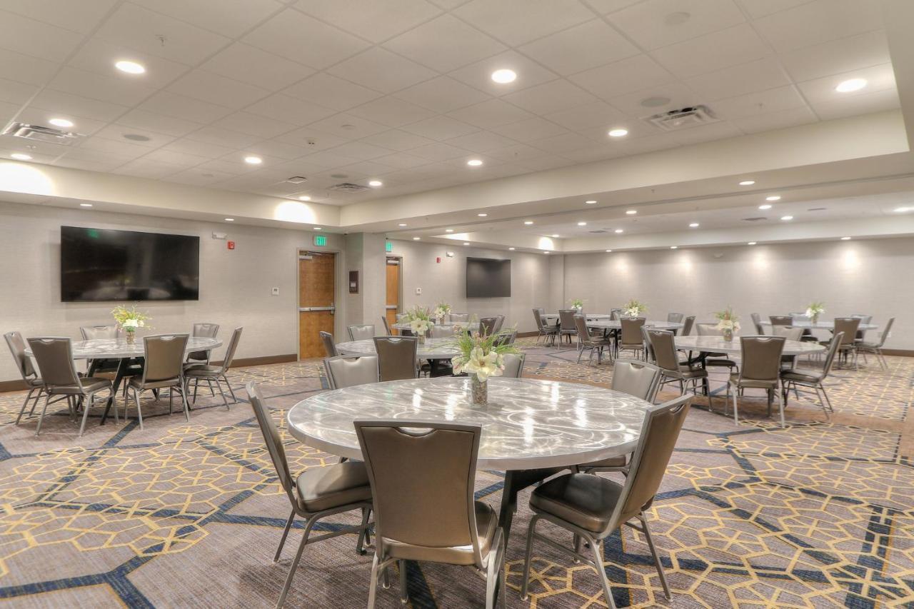 Holiday Inn & Suites Pigeon Forge Convention Center, An Ihg Hotel Extérieur photo